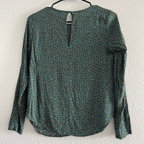 H&M Shirt Womens Size 4 Keyhole Neck Blouse Geometric Print - Picture 3 of 12